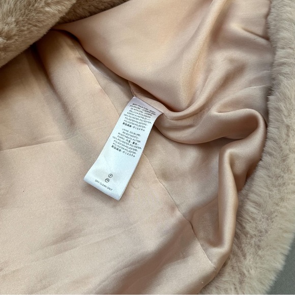 FREE PEOPLE Kate Faux Fur jacket coat, S. Could fit M. - Picture 9 of 9